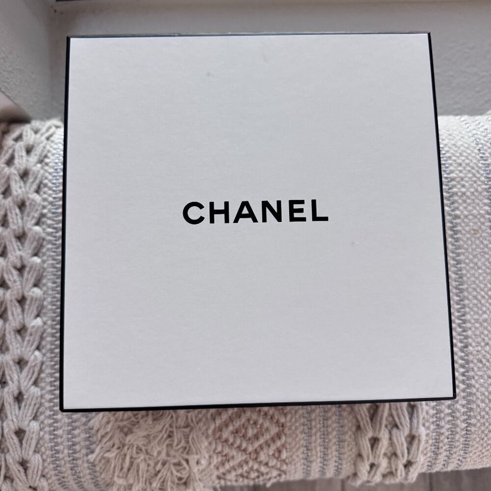Chanel empty box